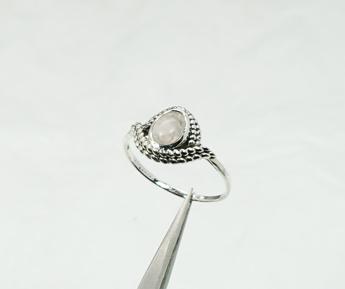 925 Solid Sterling Silver Pink Rose Quartz Ring - 11 US