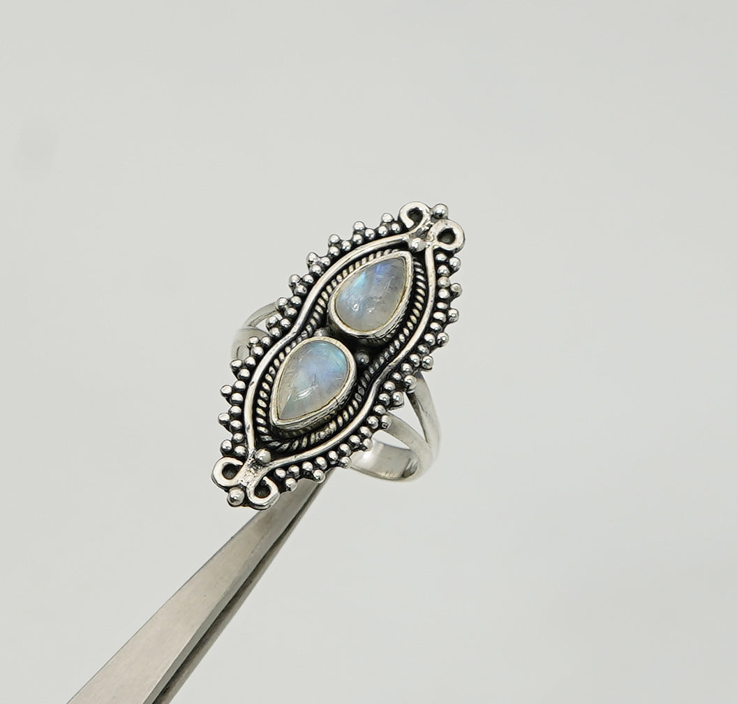 925 Solid Sterling Silver White Rainbow Moonstone Ring - 9 US