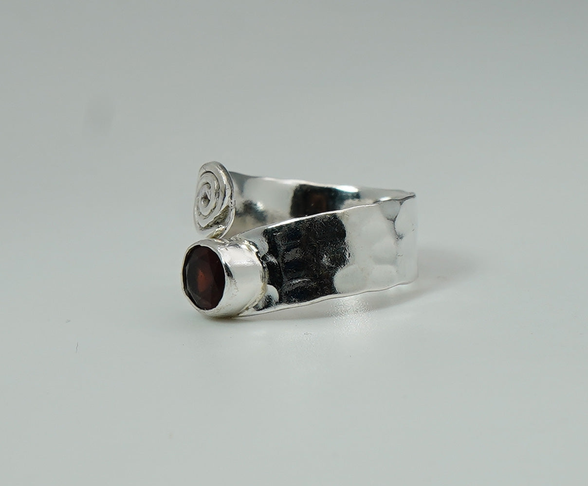 925 Solid Sterling Silver Cut Red Garnet Hammered Adjustable Ring