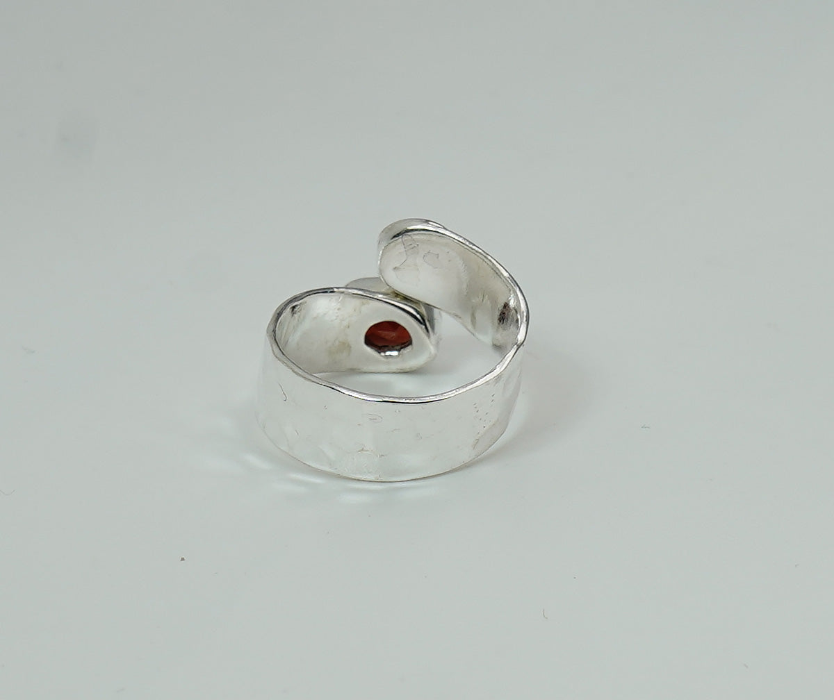 925 Solid Sterling Silver Cut Red Garnet Hammered Adjustable Ring