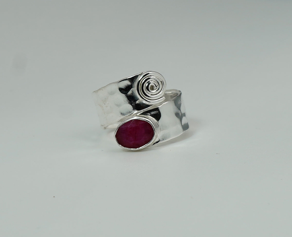925 Solid Sterling Silver Red Ruby Hammered Adjustable Ring