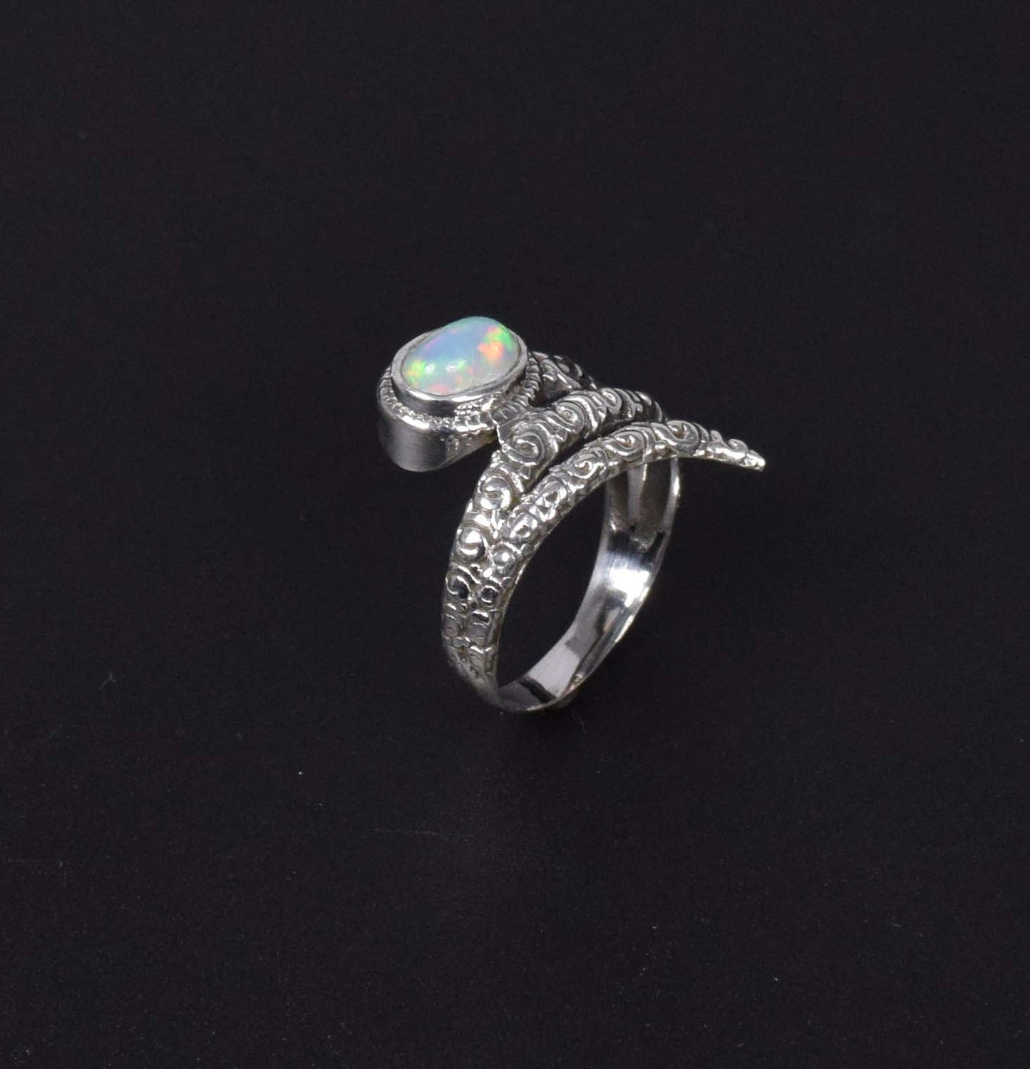 925 Solid Sterling Silver Natural Ethiopian Opal Snake Style Ring - 4.1 Grams