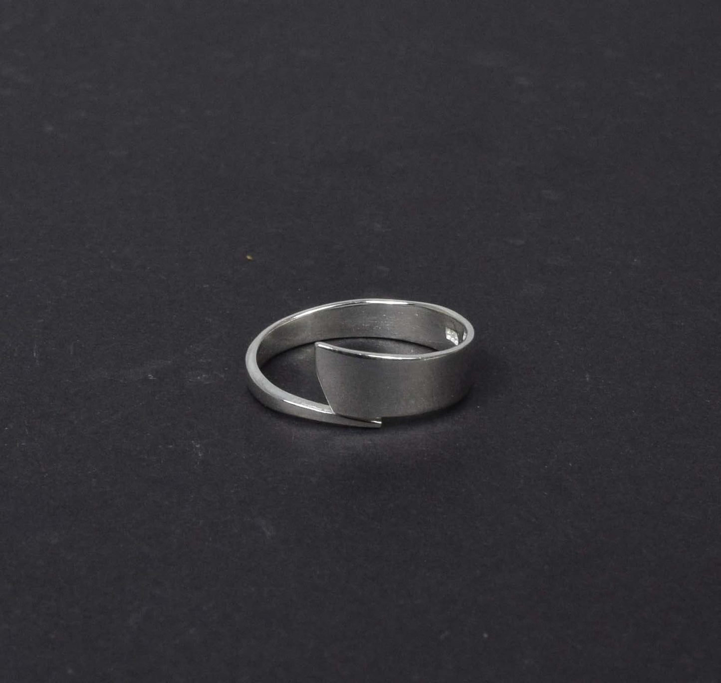 925 Solid Sterling Silver Plain Ring - 3.5 Grams