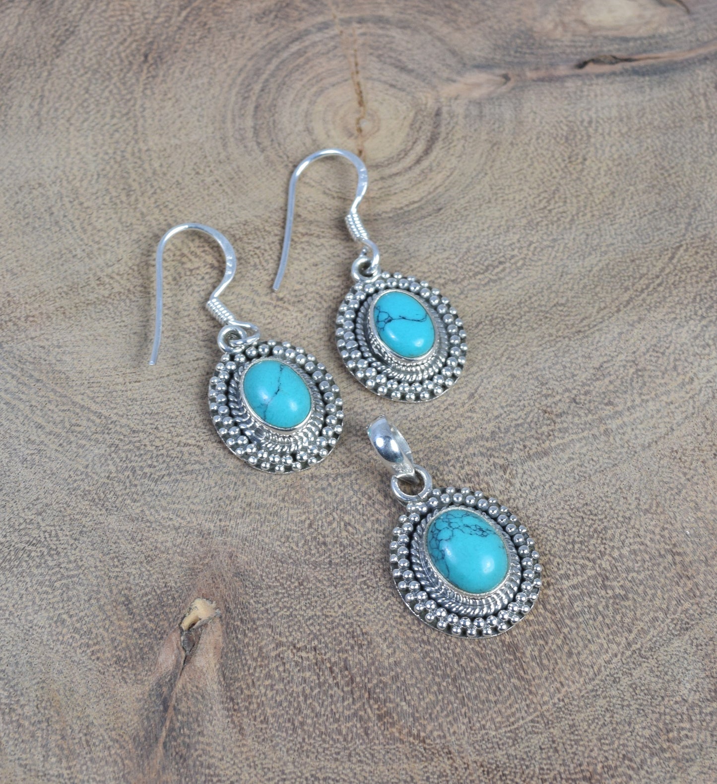 925 Solid Sterling Silver Turquoise Hook Earring Pendant Set