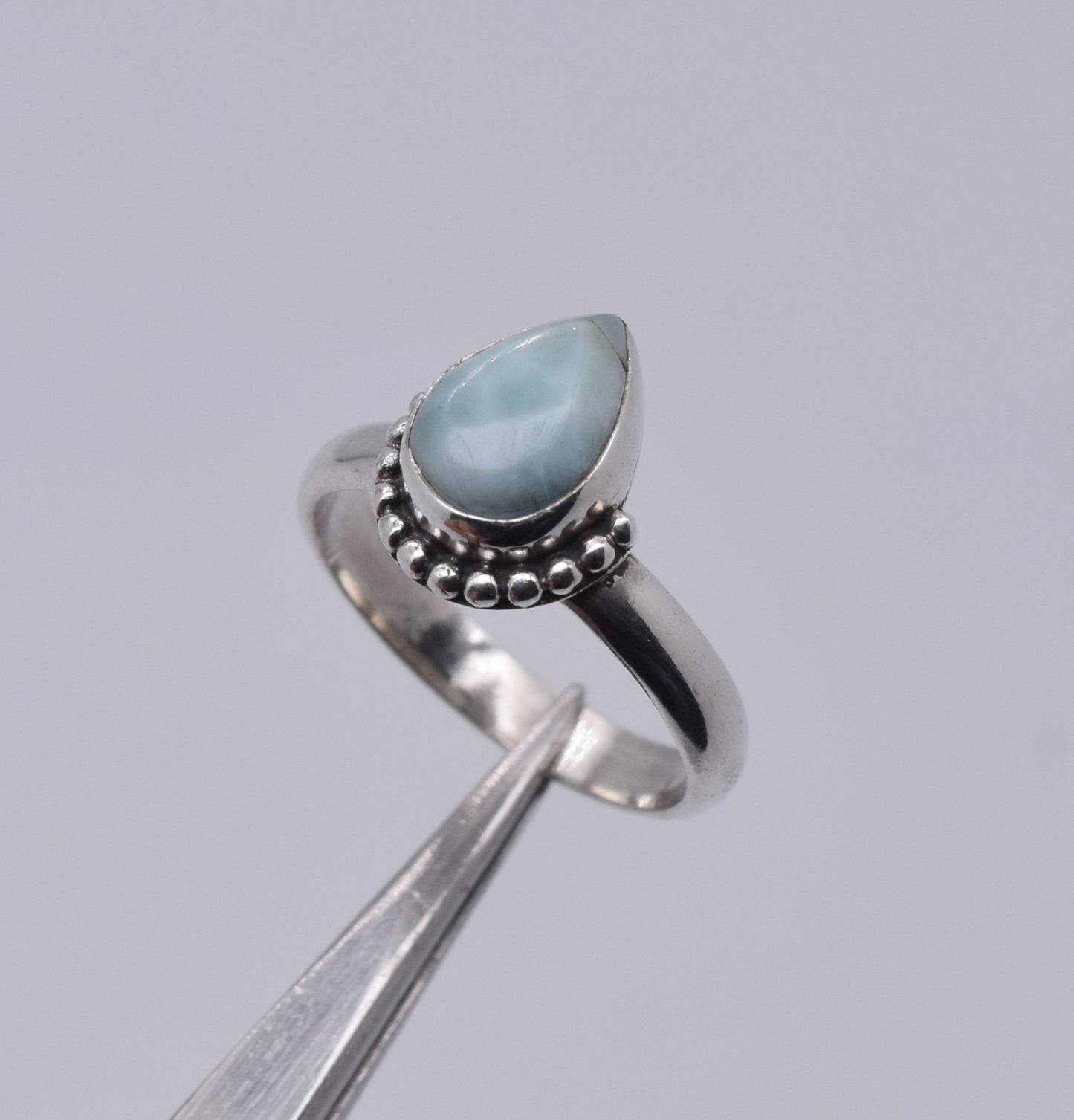 925 Solid Sterling Silver Designer Ring - 2.7 Grams