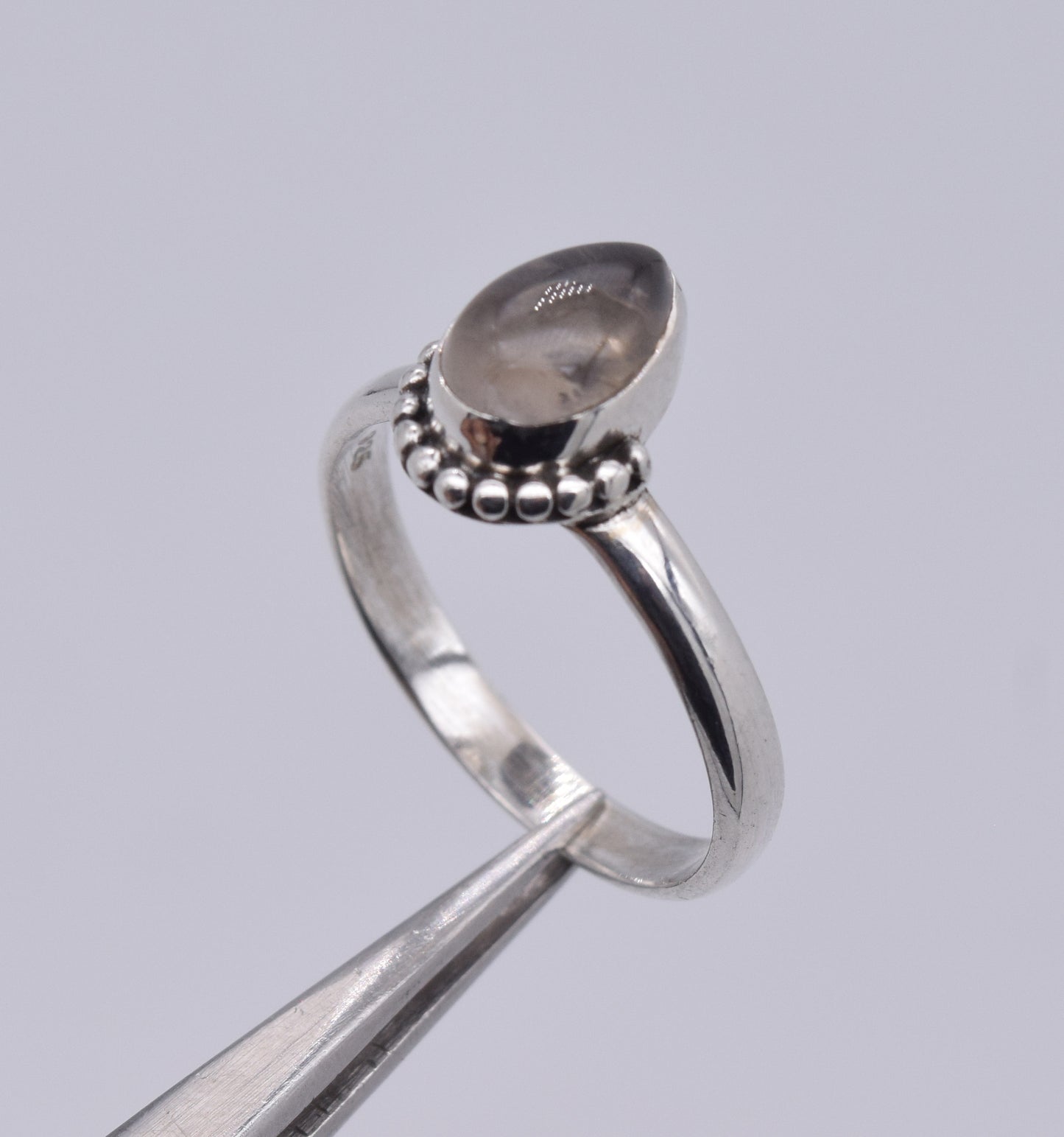 925 Solid Sterling Silver Designer Ring - 2.7 Grams