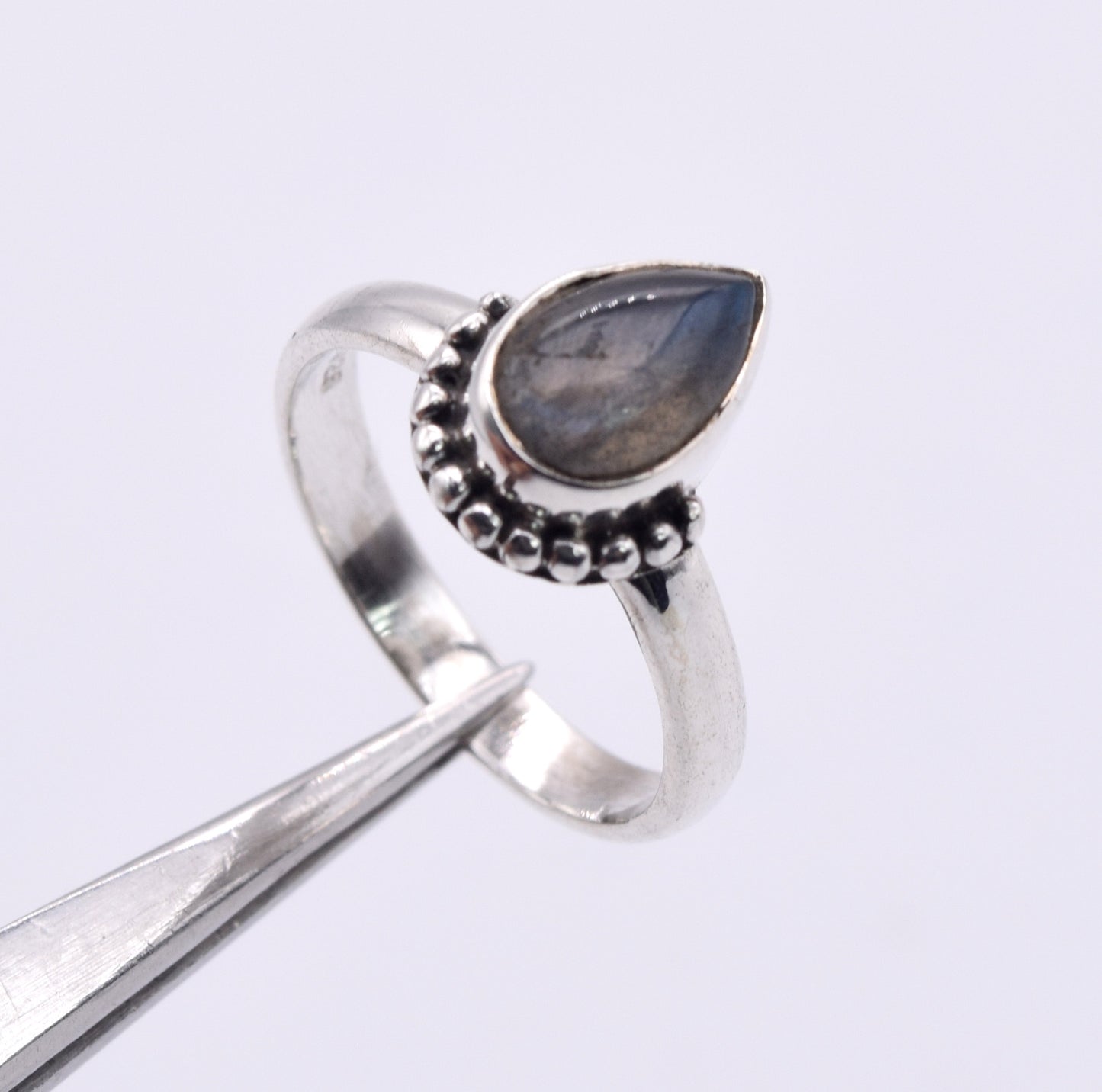 925 Solid Sterling Silver Designer Ring - 2.7 Grams