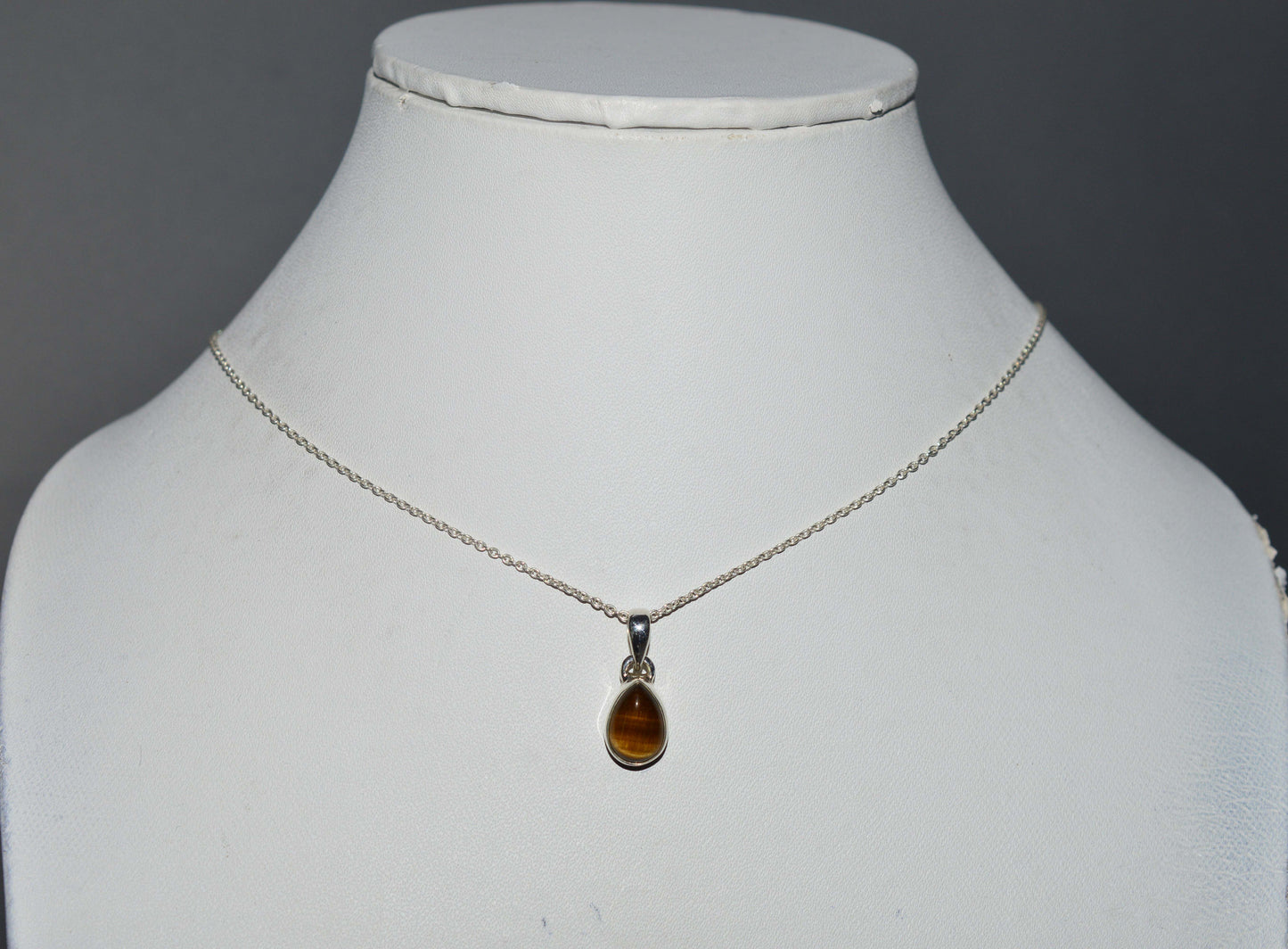 925 SOLID STERLING SILVER TIGER EYE CHAIN PENDANT- 18.7 INCH