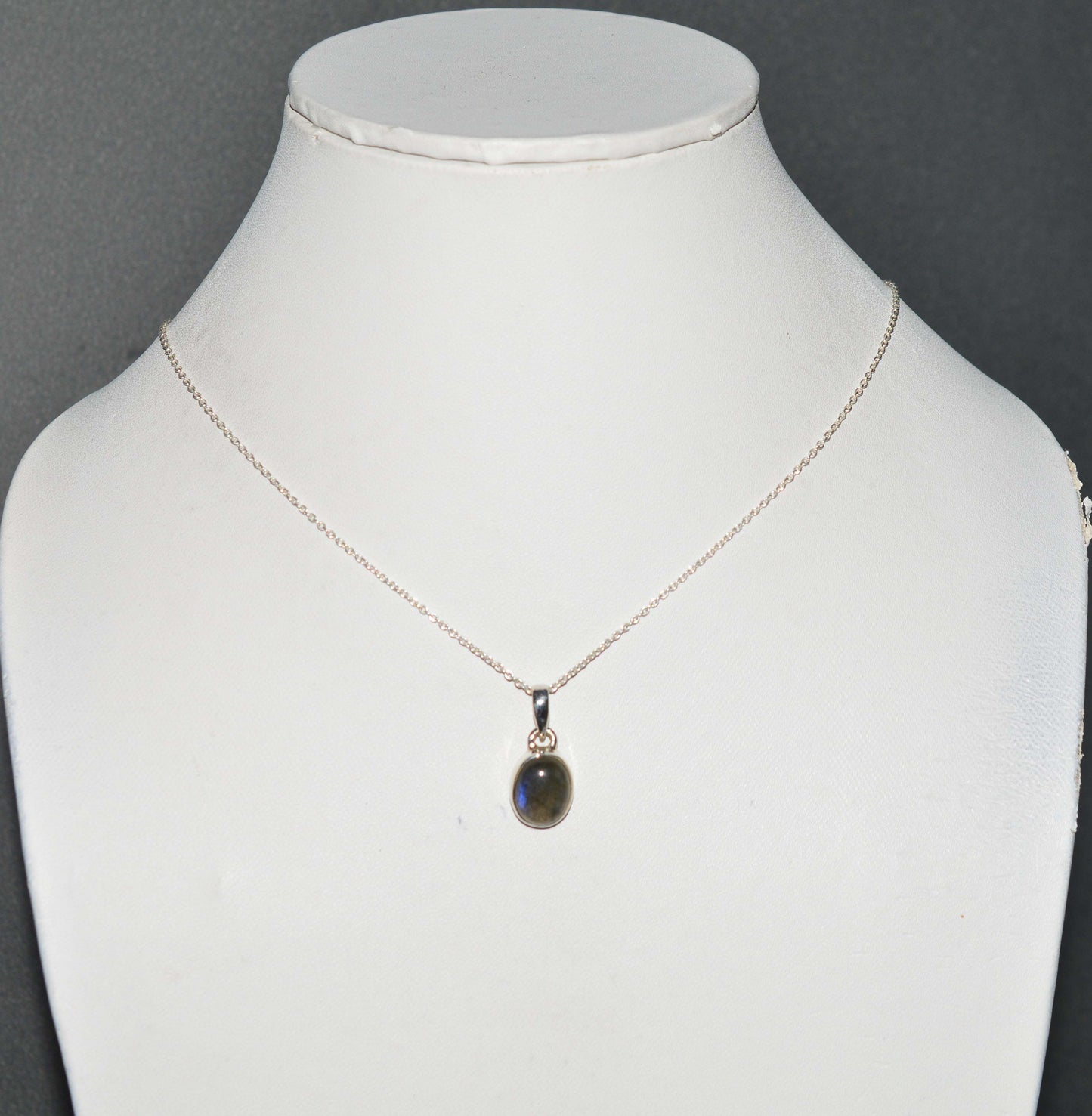 925 SOLID STERLING SILVER LABRADORITE CHAIN PENDANT- 18.7 INCH