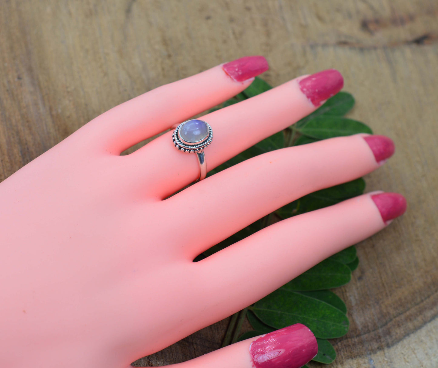 925 SOLID STERLING SILVER WHITE RAINBOW MOOSTONE RING -6 US