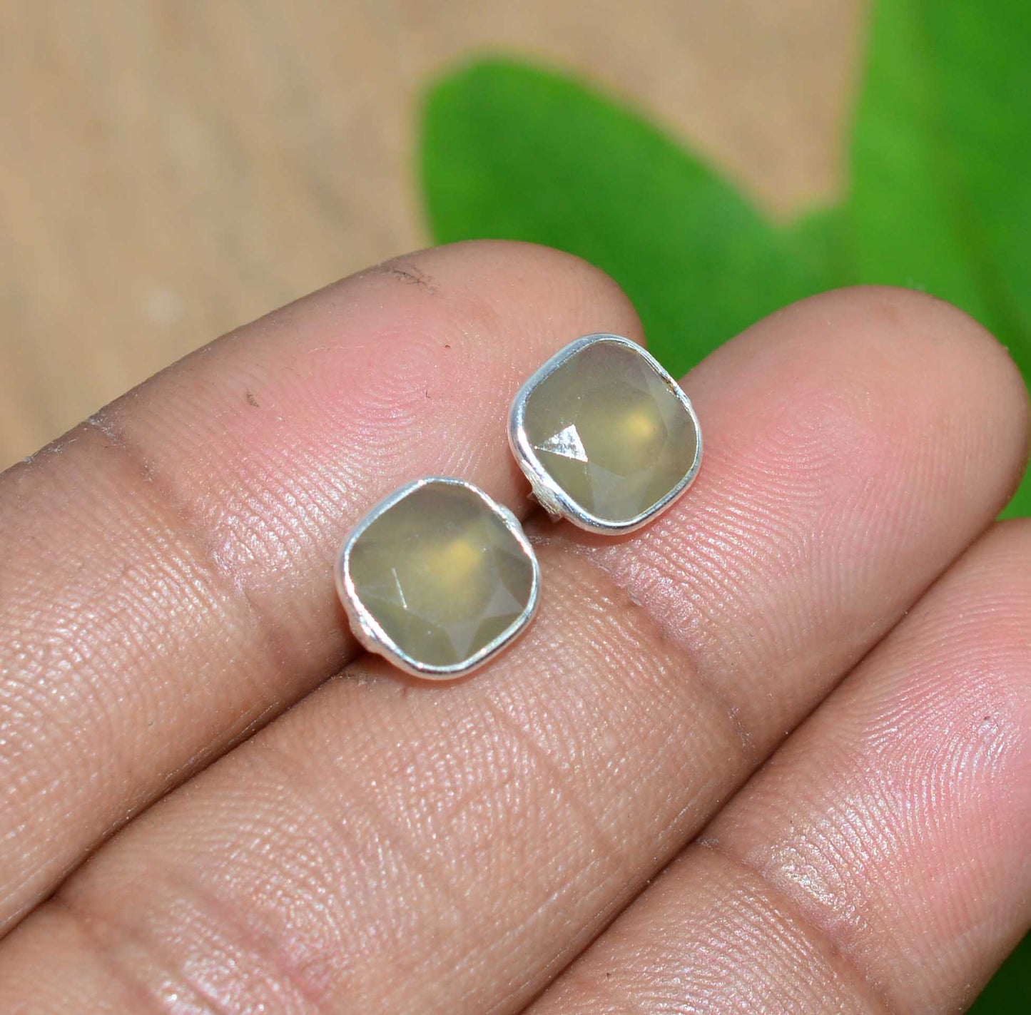925 SOLID STERLING SILVER FACETED GRAY CHALCEDONY STUD EARRING -9X9 MM