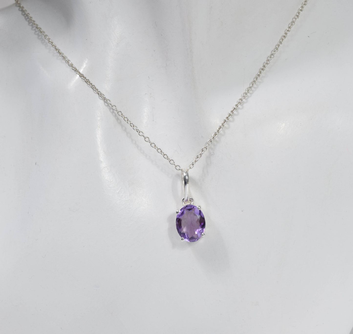 925 Solid Sterling Silver cut Purple Amethyst Chain Pendant