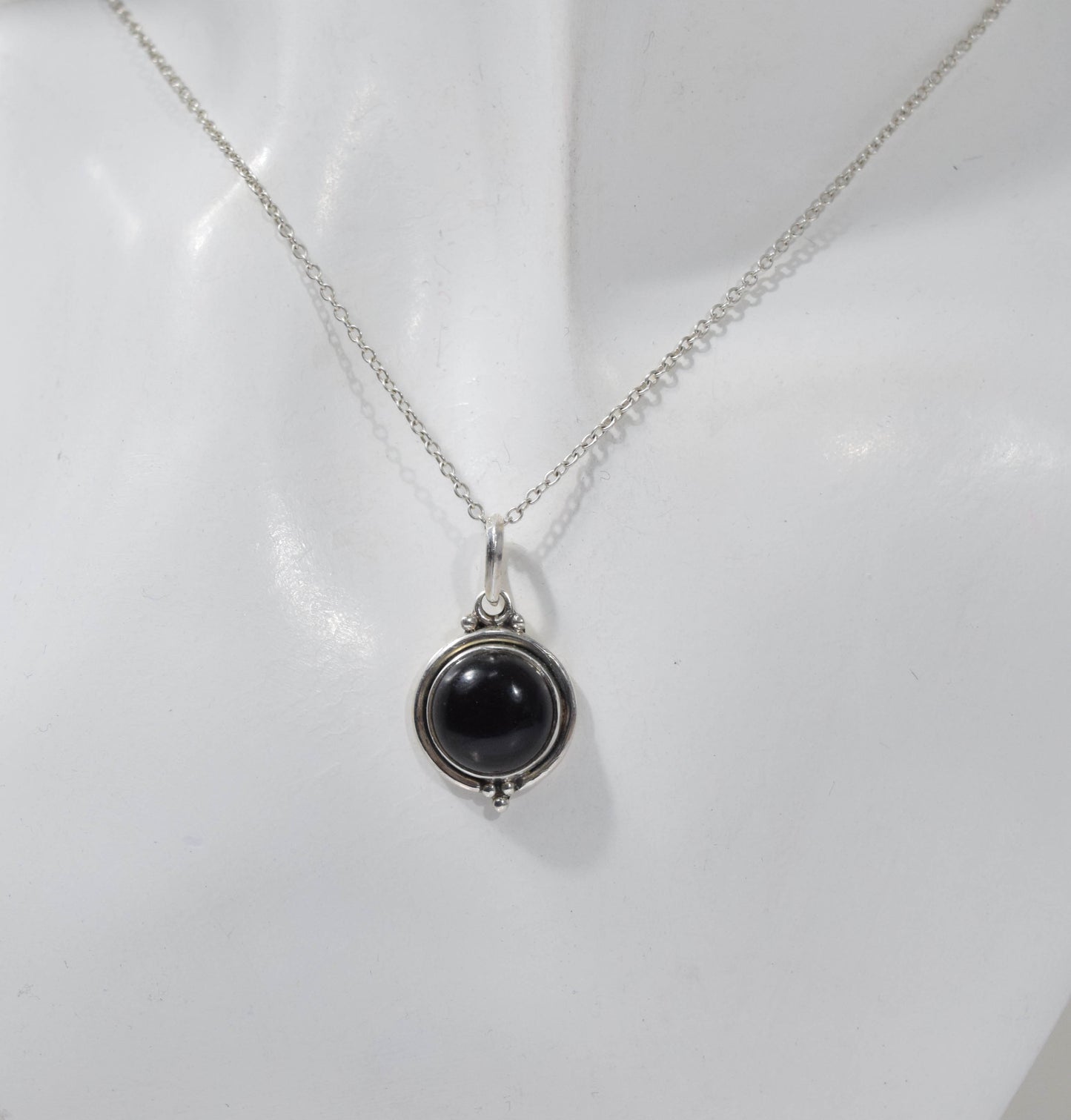 925 Solid Sterling Silver Black Onyx Chain Pendant -19 Inch