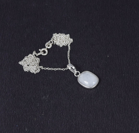 925 Solid Sterling Silver White Rainbow Moonstone Chain Pendant -18.8 INCH
