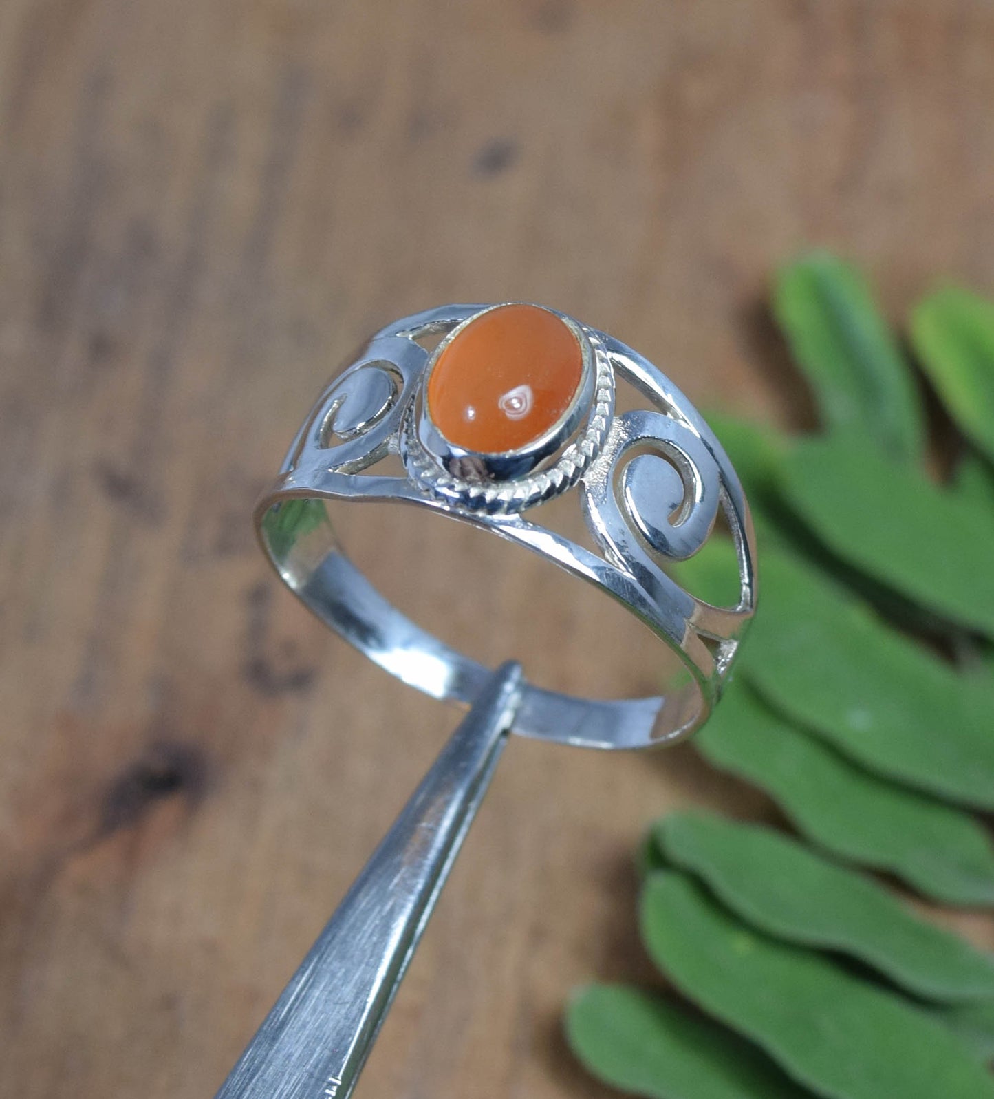 925 Solid Sterling Silver Red Carnelian Ring -4 US
