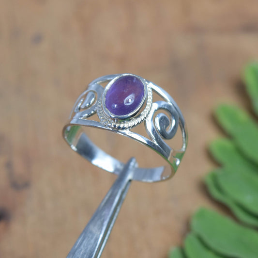 925 Solid Sterling Silver Purple Amethyst Ring -4 US