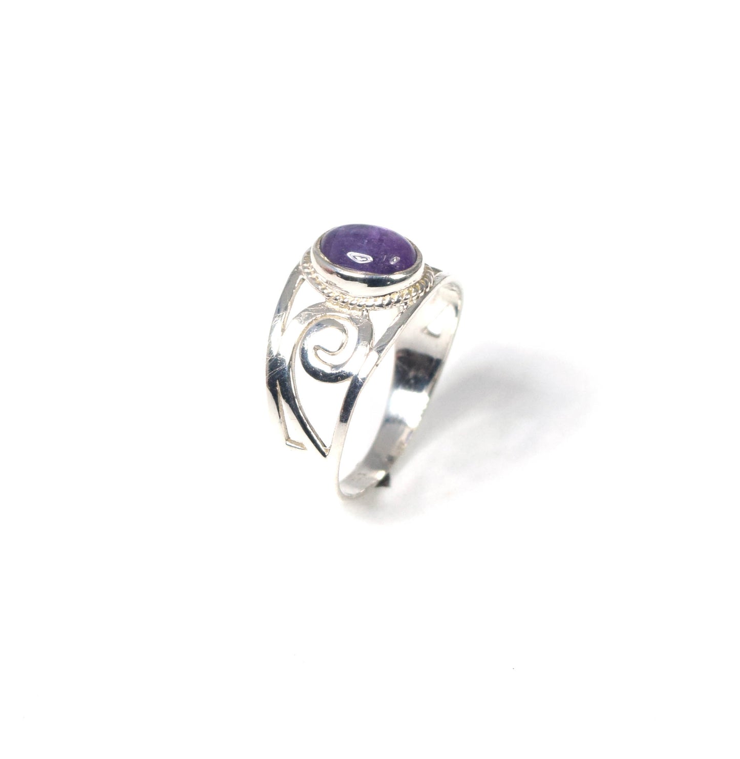 925 Solid Sterling Silver Purple Amethyst Ring -4 US