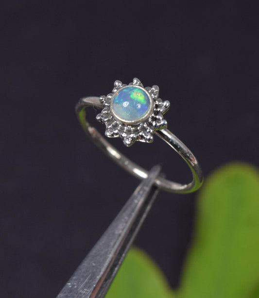 925 Solid Sterling Silver Natural Ethiopian Opal Flower Style Ring - 1.4 Grams