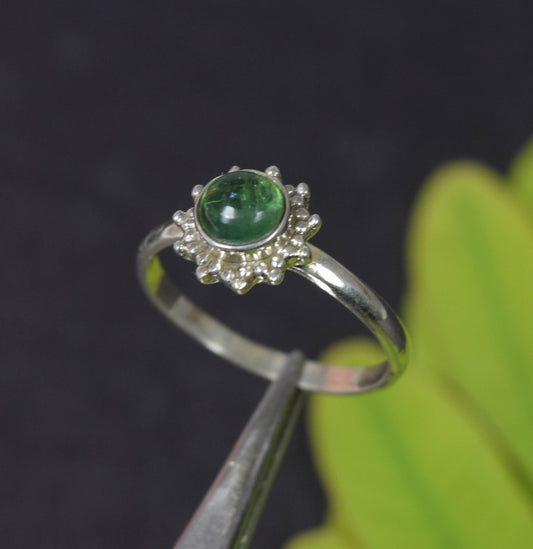 925 Solid Sterling Silver Green Tourmaline Ring - 6 us