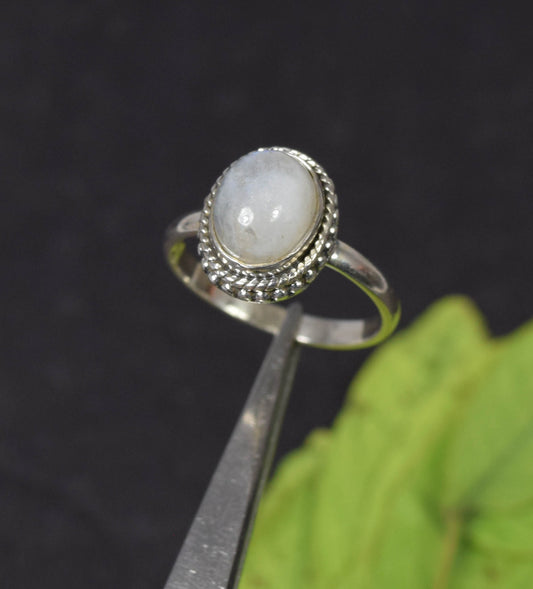 925 Solid Sterling Silver White Rainbow Moonstone Ring -5 US
