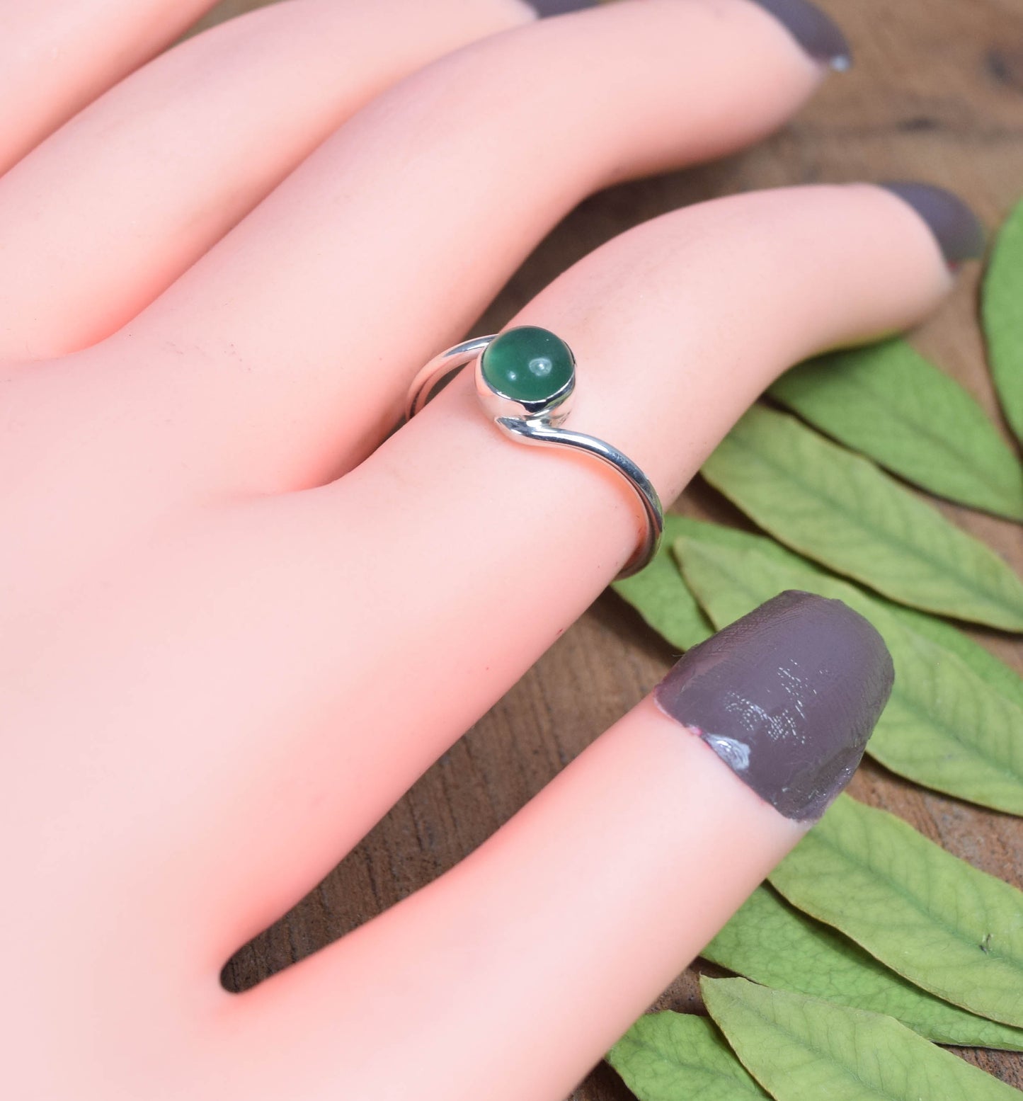 925 Solid Sterling Silver Green Onyx Ring -7 us