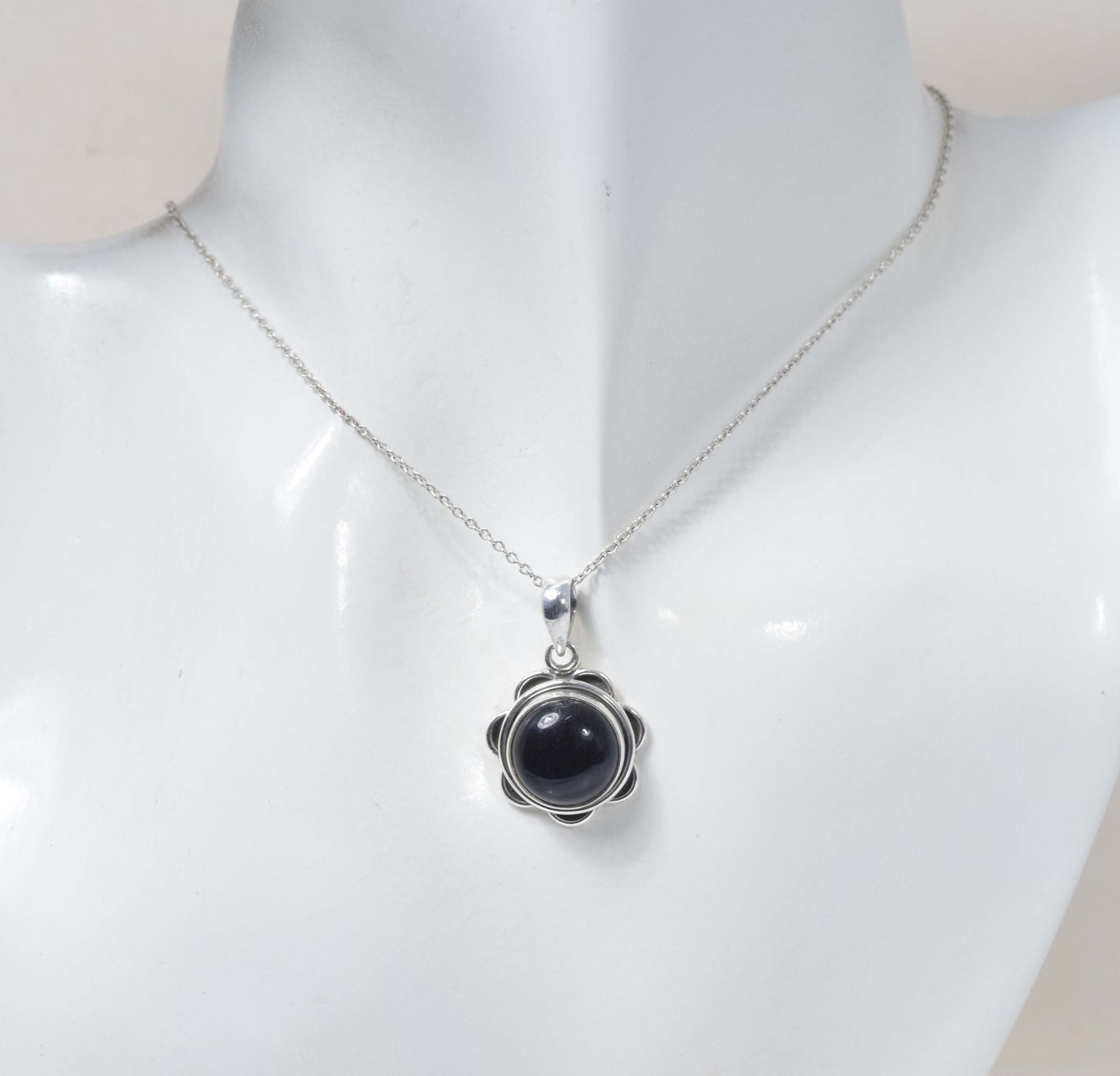 925 Solid Sterling Silver Black Onyx Chain Pendant-19 Inch