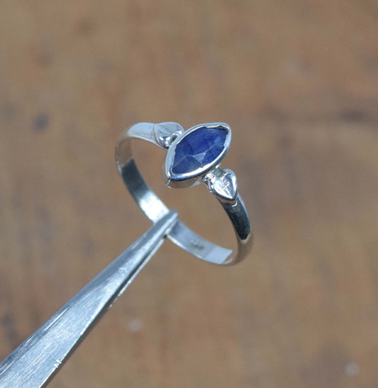 925 Solid Sterling Silver Cut  Blue Simulated Sapphire Ring-6 US