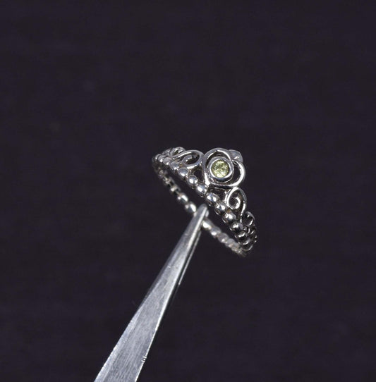 925 Solid Sterling Silver Cut Green Peridot Ring-4 US