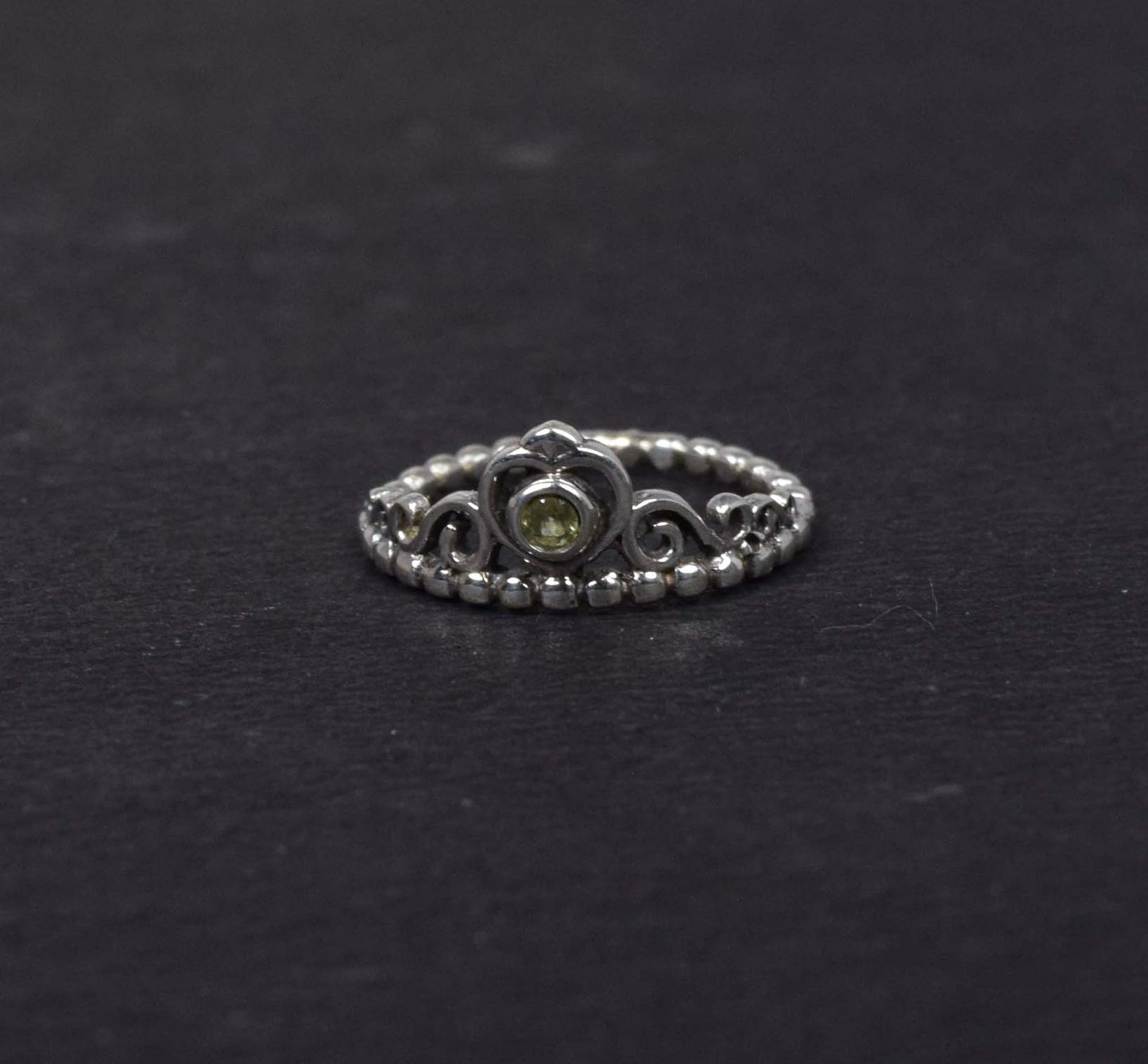 925 Solid Sterling Silver Cut Green Peridot Ring-4 US