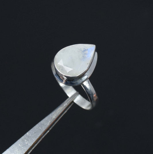 925 Solid Sterling Silver Faceted White Rainbow Moonstone Ring-8 US