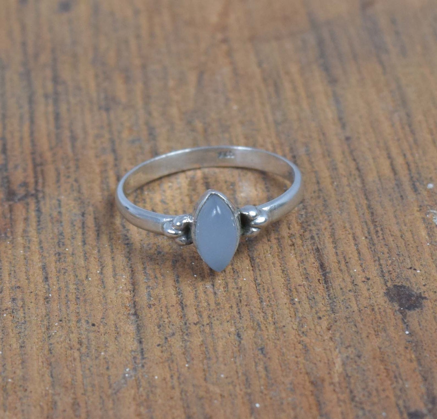 925 Solid Sterling Silver Blue Chalcedony Ring