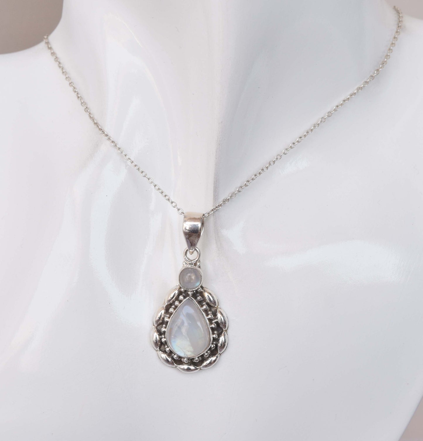 925 Solid Sterling Silver White Rainbow Moonstone Chain Pendant -19.2 Inch