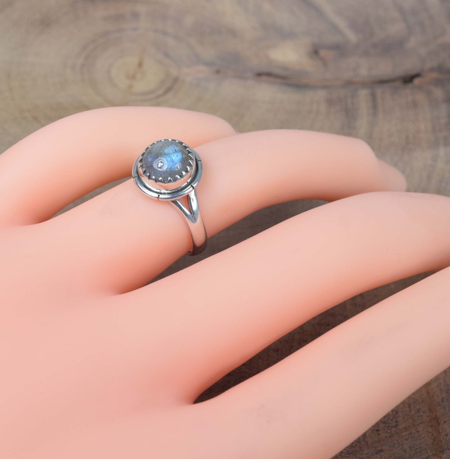 925 Solid Sterling Silver Labradorite Ring-5 US
