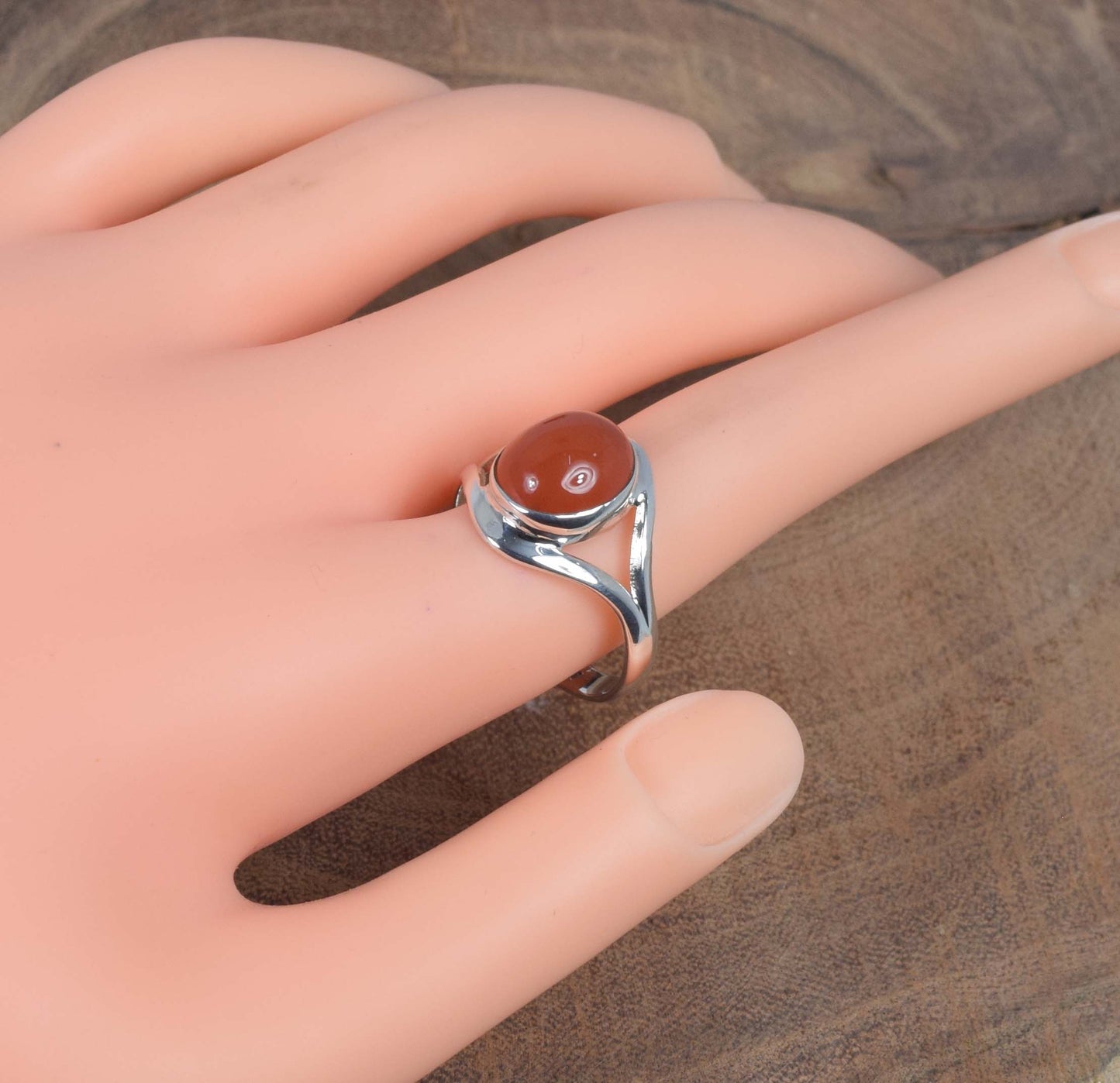 925 Solid Sterling Silver Red Carnelian Ring -11 us