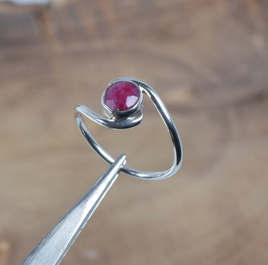 925 Solid Sterling Silver Faceted Simulated Red Ruby Ring-8 us