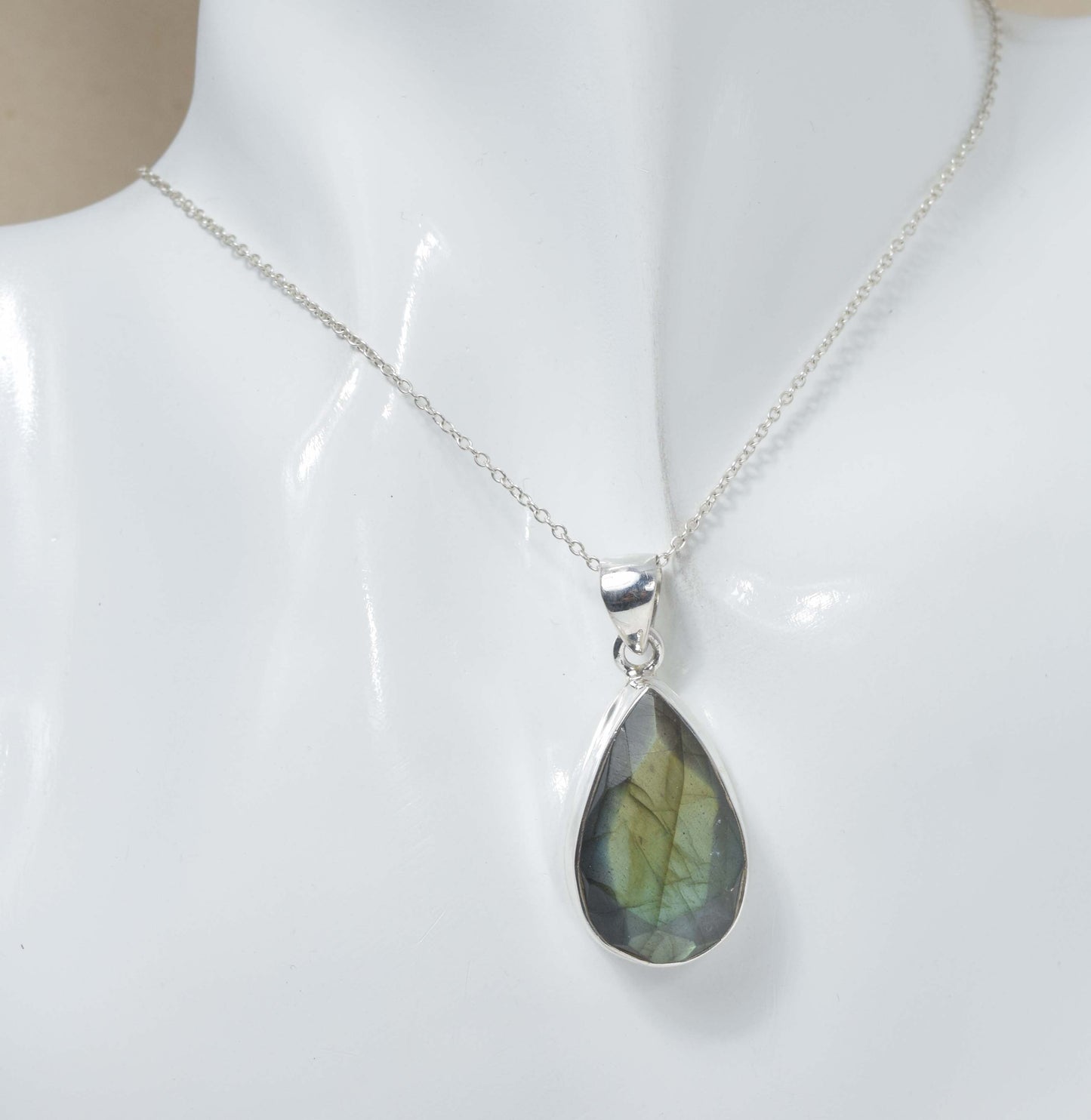 925 Solid Sterling Silver Faceted Labradorite Chain Pendant-19.2 inch