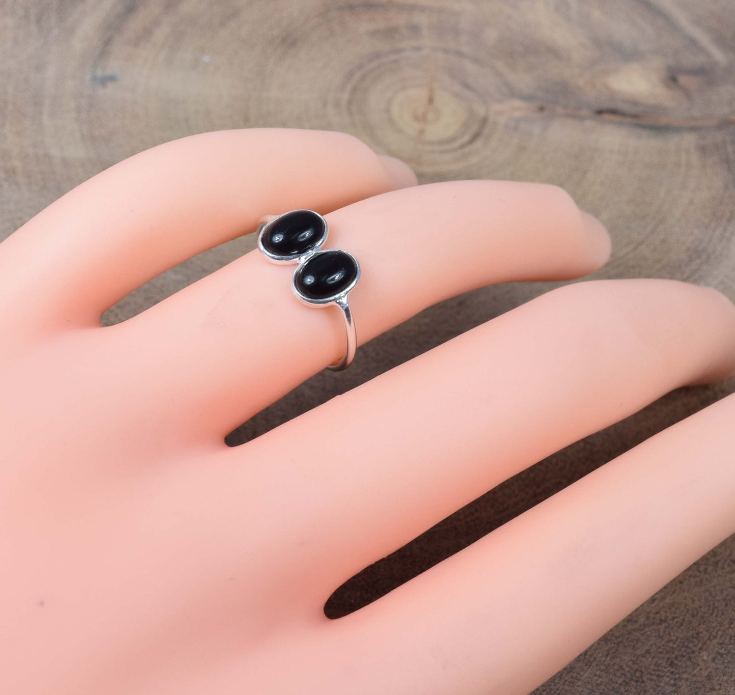 925 Solid Sterling Silver Black Onyx Ring -5 us