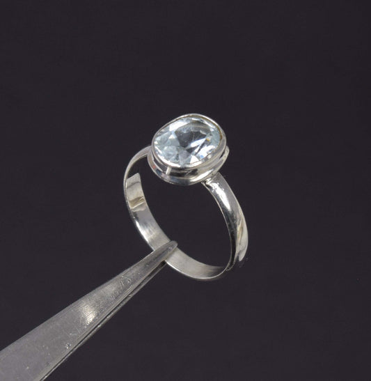 925 Solid Sterling Silver Faceted Blue Topaz Ring -6 us