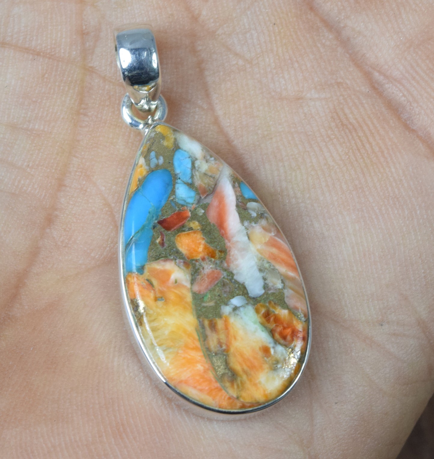 925 Solid Sterling Silver Oyster Turquoise Pendant-1.5 Inch