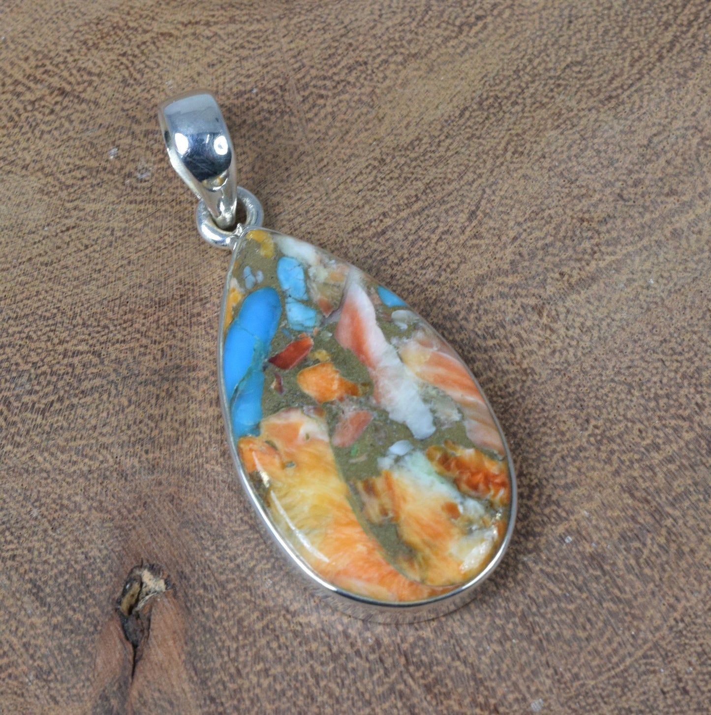 925 Solid Sterling Silver Oyster Turquoise Pendant-1.5 Inch