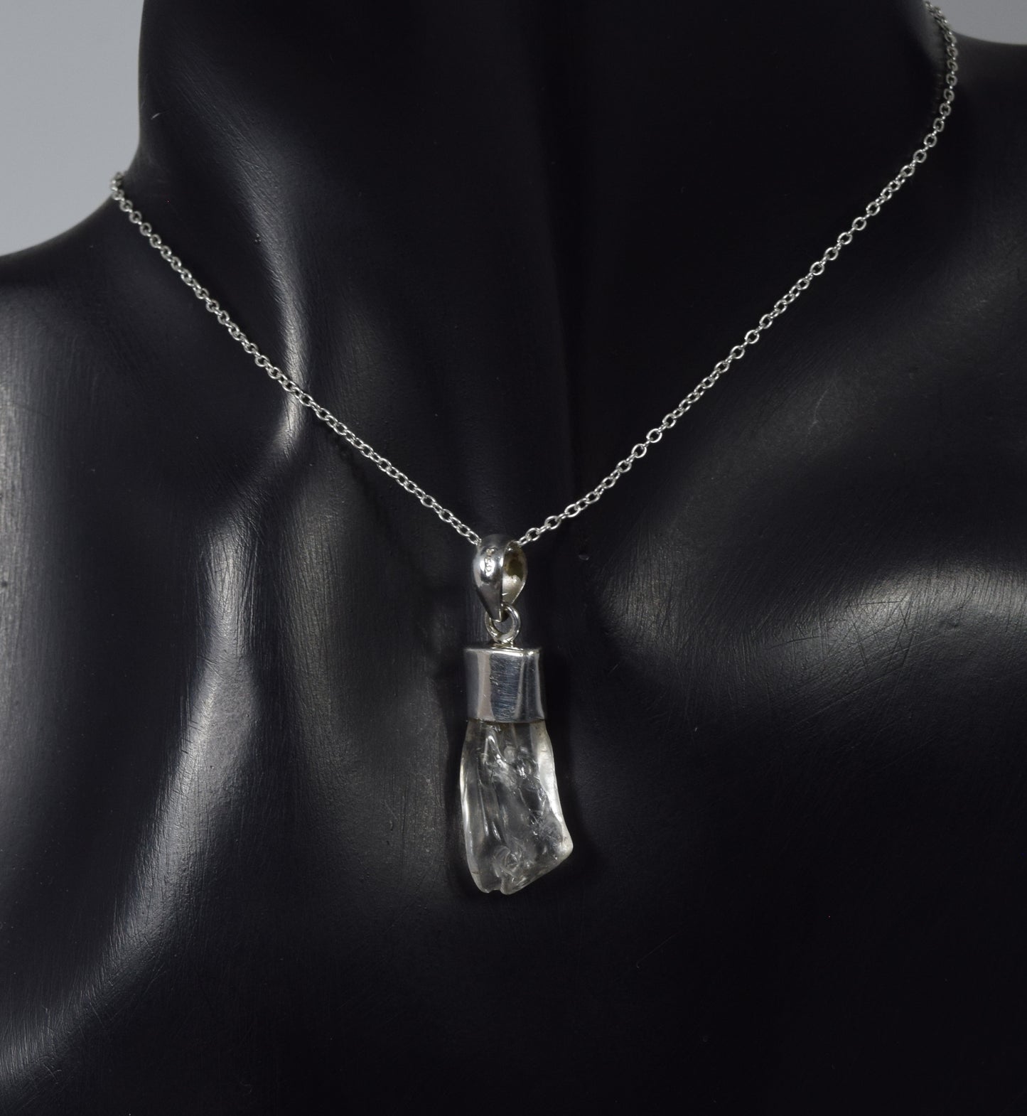 925 Solid Sterling Silver Rough Clear Crystal Quartz Chain Pendant
