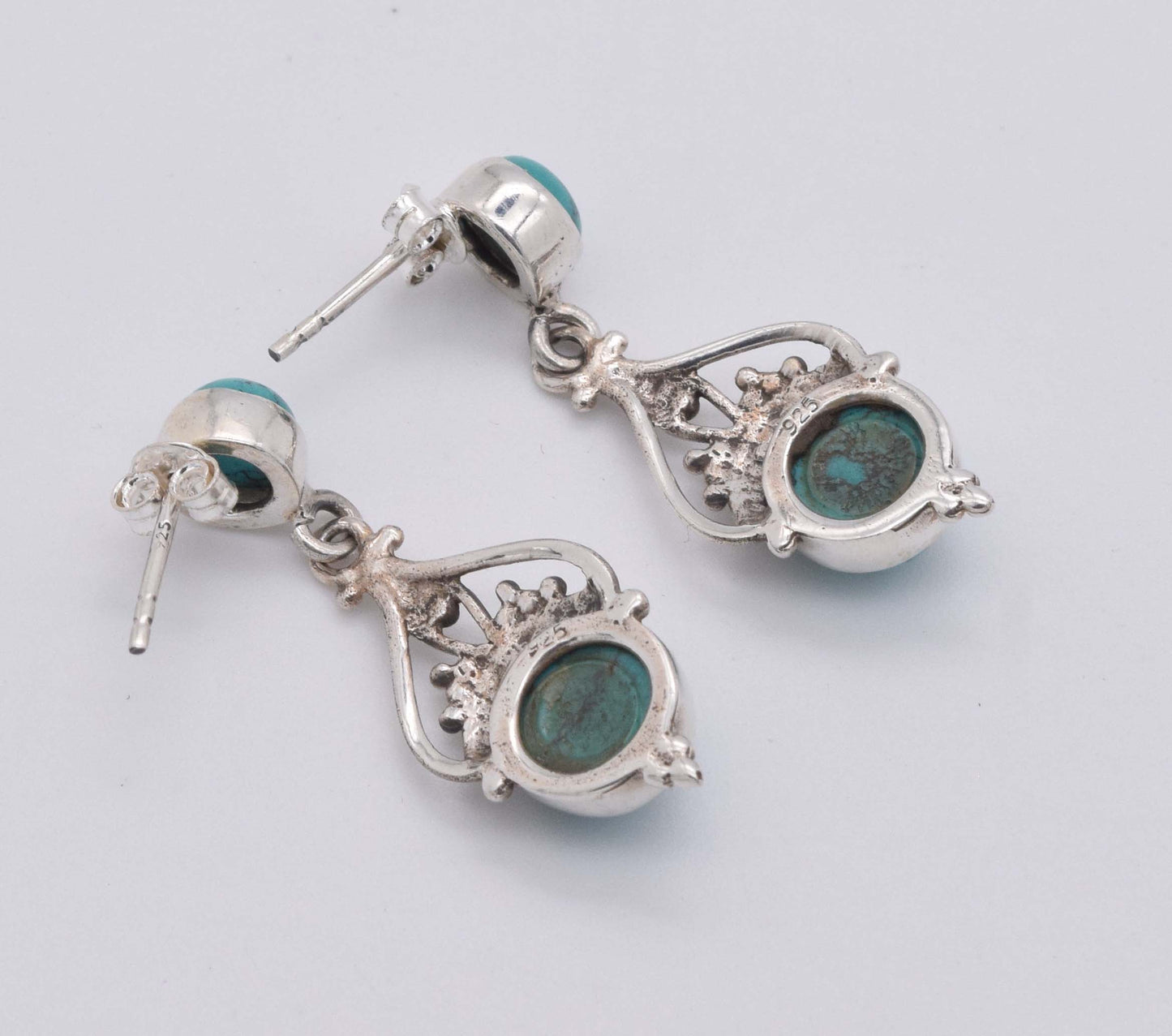 925 Solid Sterling Silver Blue Turquoise Stud Earring