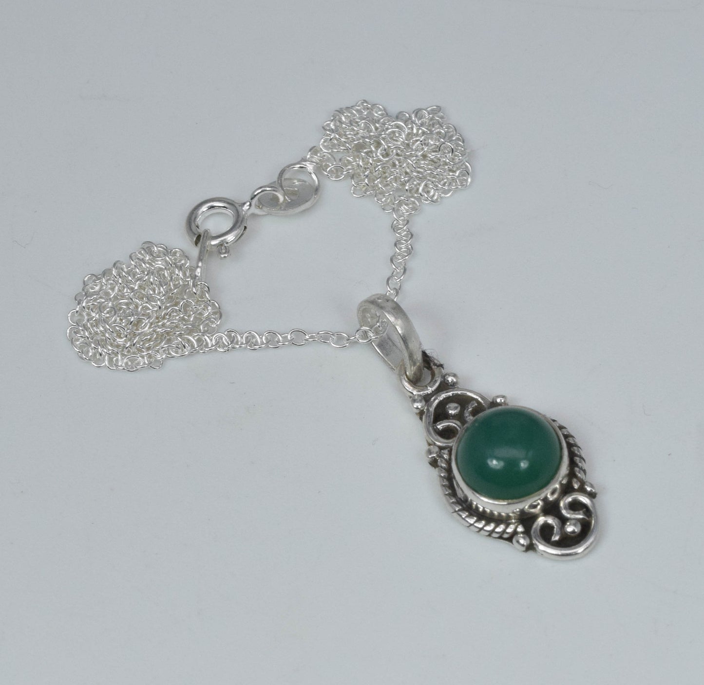925 Solid Sterling Silver Green Onyx Chain Pendant