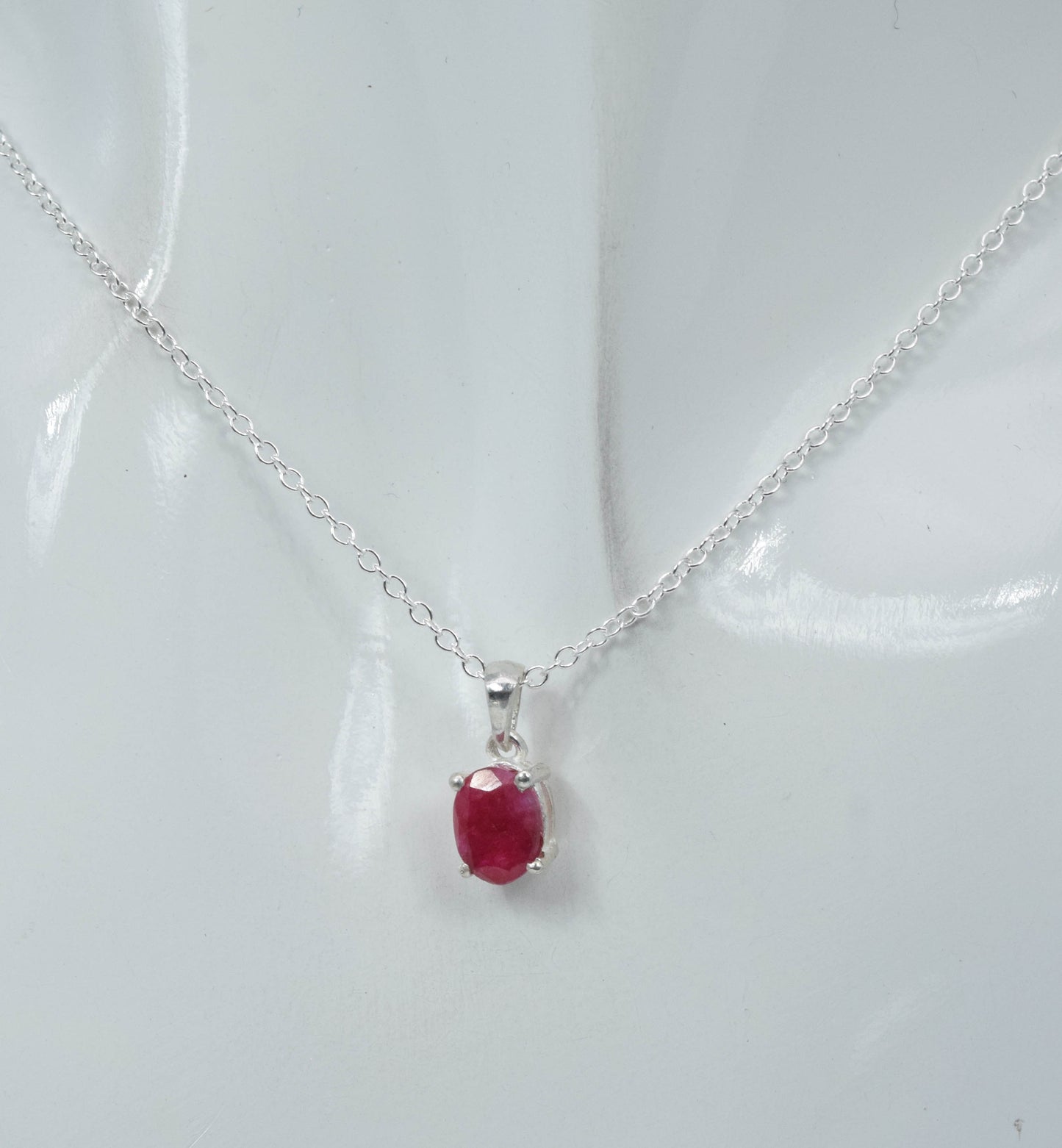 925 Solid Sterling Silver Faceted Simulated Red Ruby Chain Pendant