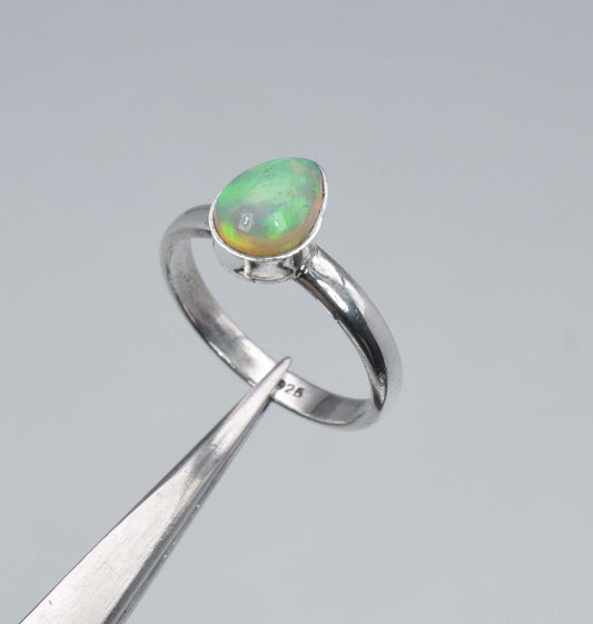 925 Solid Sterling Silver Natural Ethiopian Opal Ring - 2.1 Grams