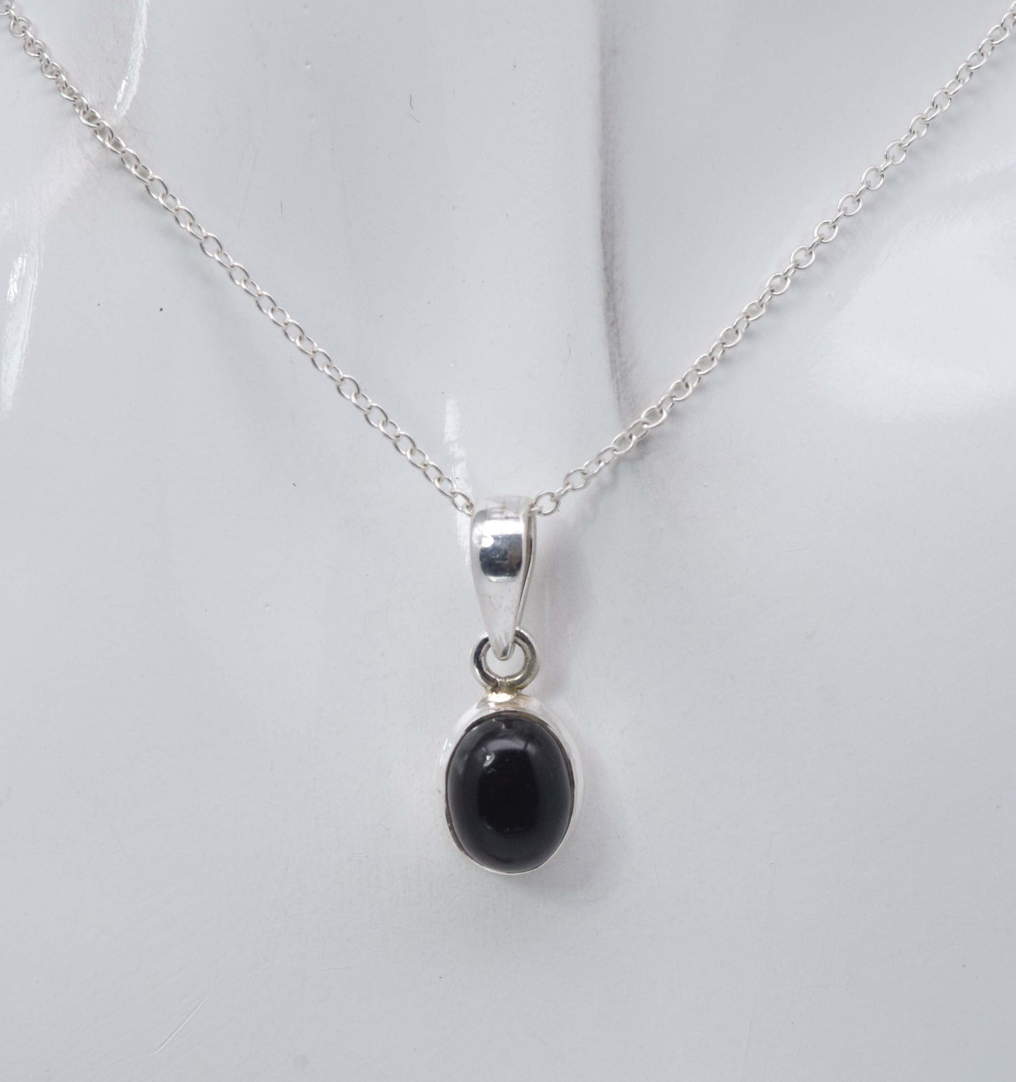 925 Solid Sterling Silver Black Onyx Chain Pendant-18.8 Inch