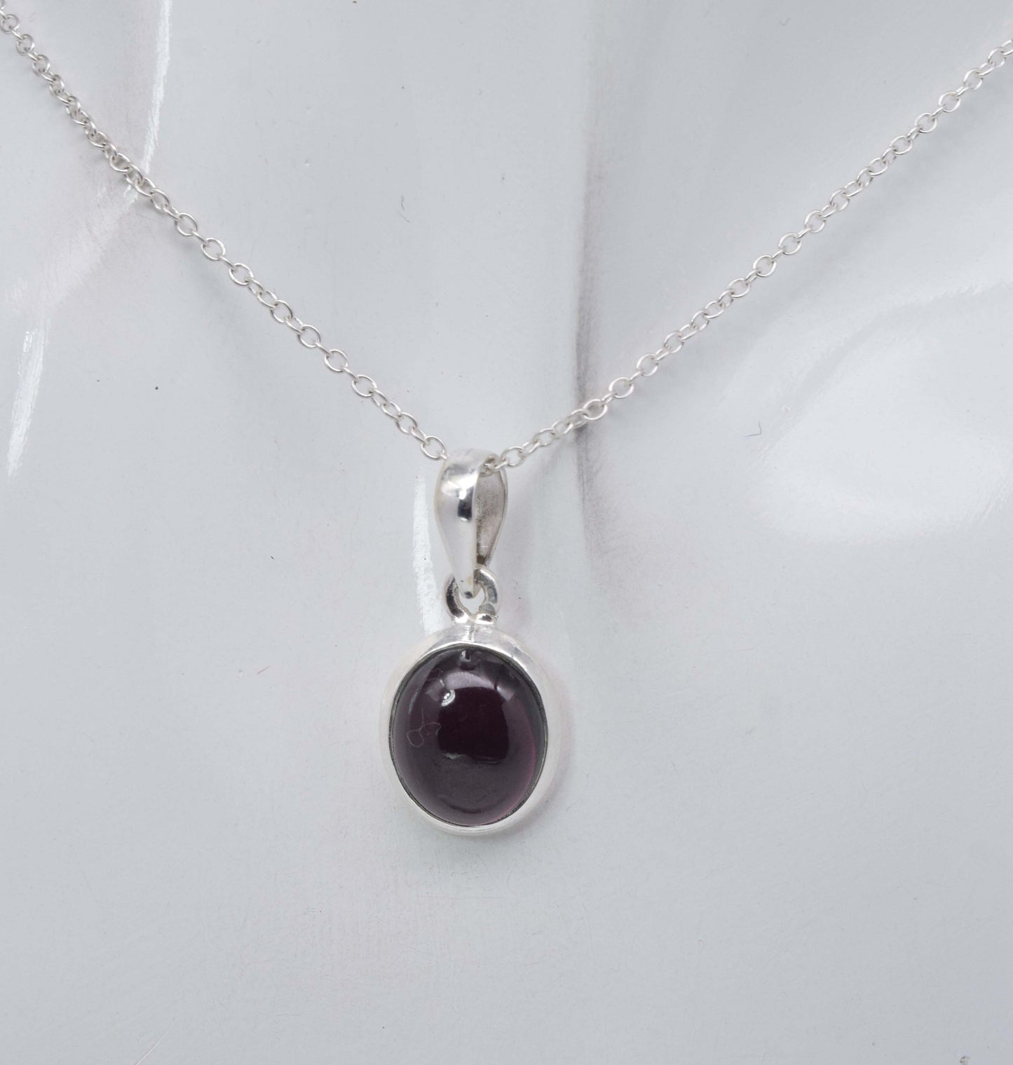 925 Solid Sterling Silver Red Garnet Chain Pendant-18.8 Inch