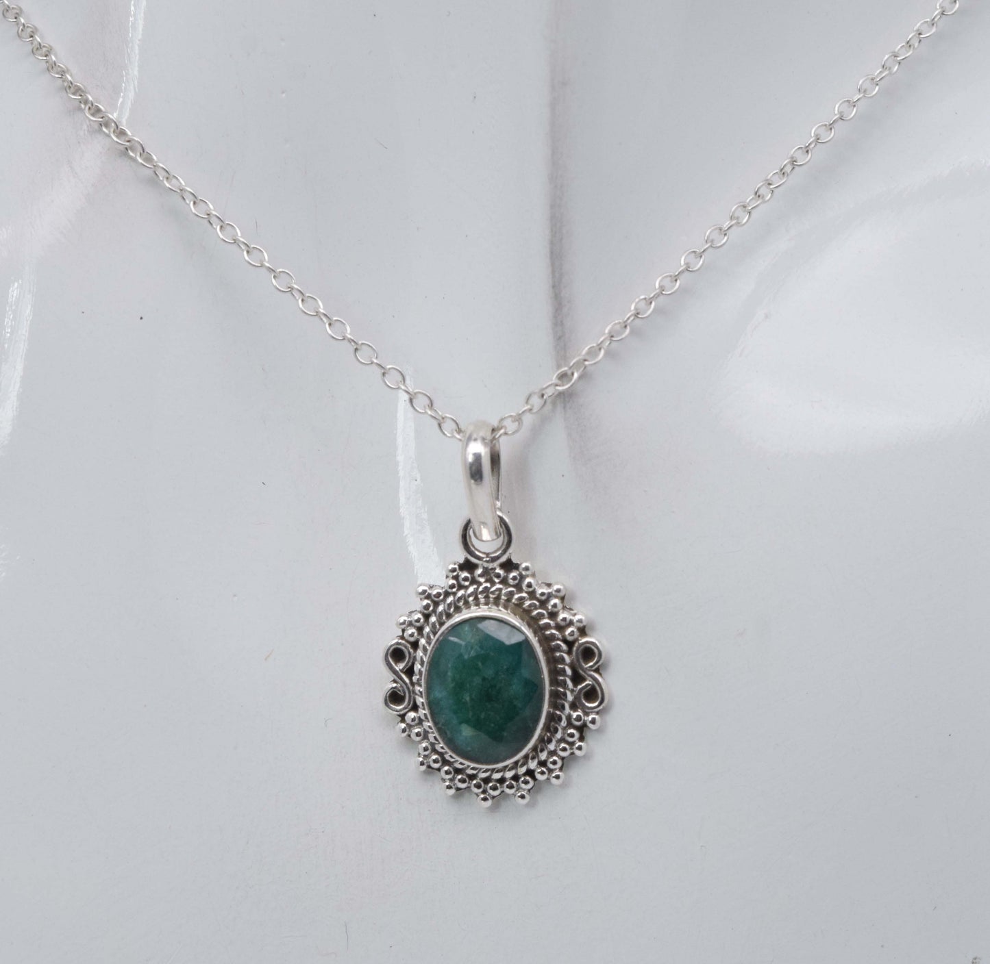925 Solid Sterling Silver Cut Simulated Green Emerald Chain Pendant-18.8 Inch